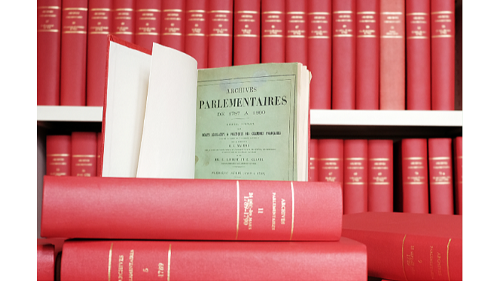 Photographie des volumes des Archives parlementaires